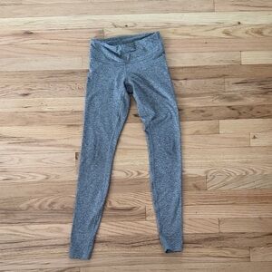 Lululemon Gray full-length workout Leggings size 4